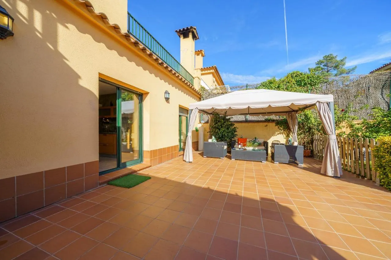 Villa Jaruco Lux, Exclusiva Zona Residencial Con Piscina & Aircon Lloret de Mar Spanien